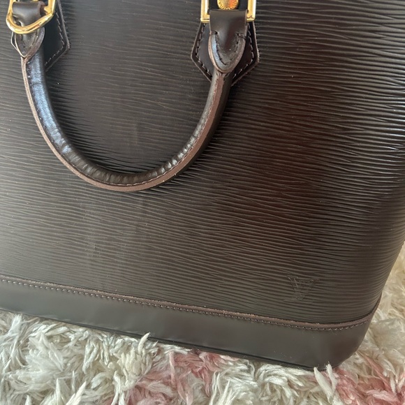 Louis Vuitton Alma PM authentic bag - Picture 5 of 10